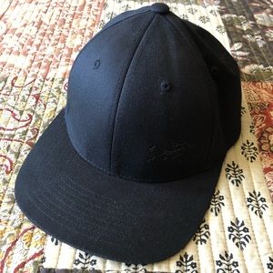 🧢 Arc’teryx Flexfit hat 🧢